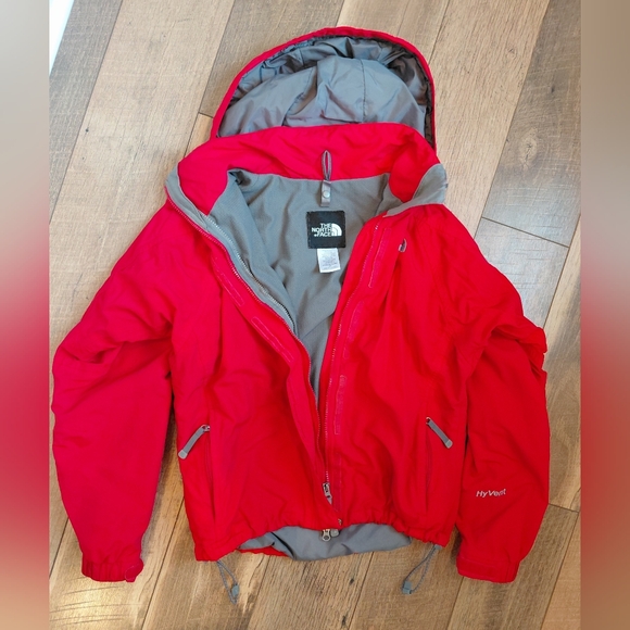 The North Face Vibrant Red Jacket with Gray Details - Picture 2 of 14